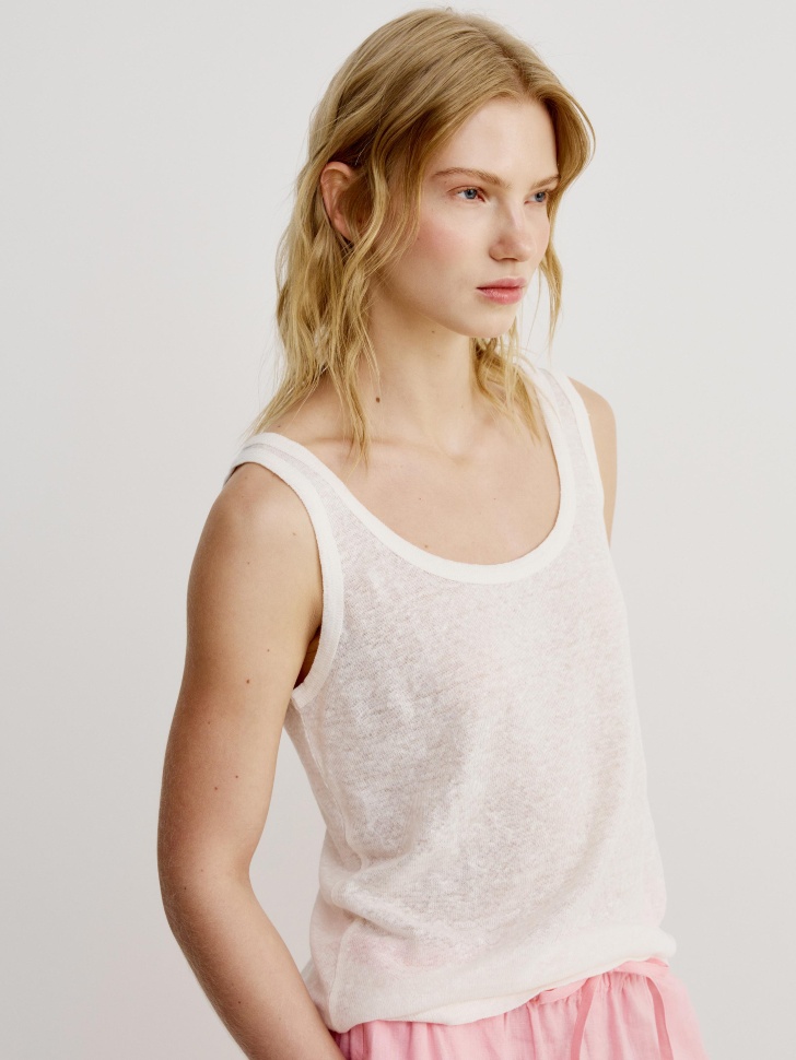 топ из льна по цене 2599 руб вид справа