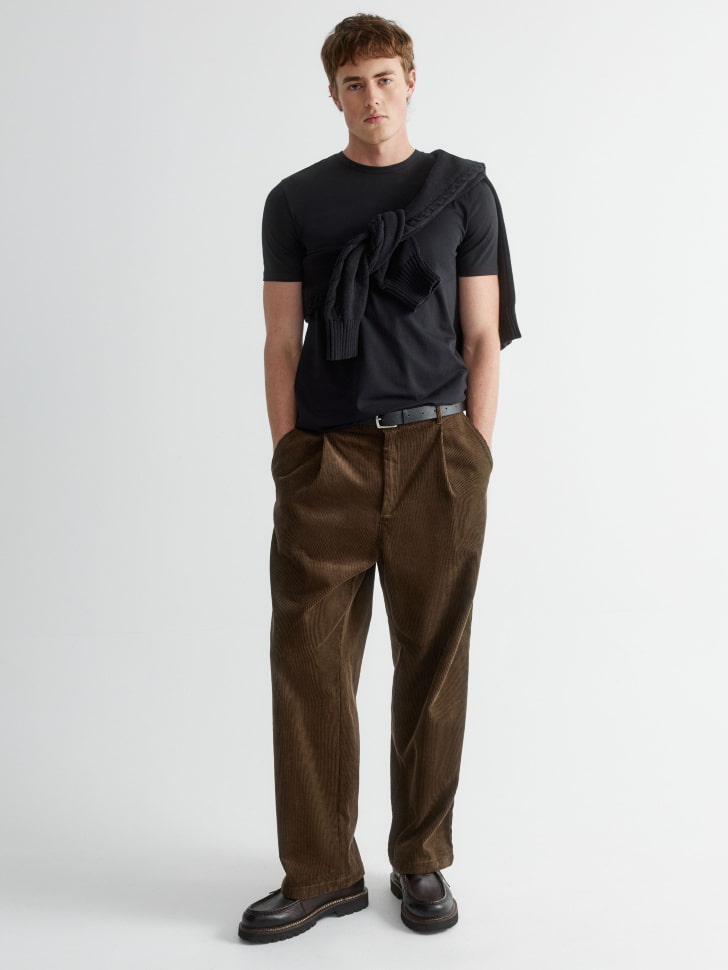 базовая футболка yan super slim fit 4610517147035 по акции