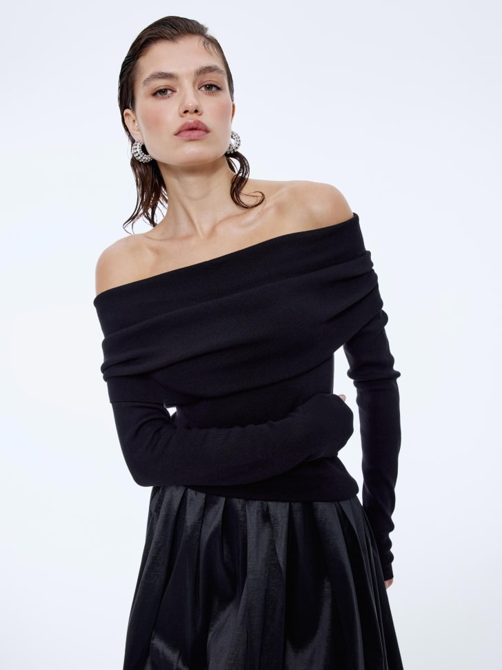 джемпер с открытыми плечами 4610517074232 фотография