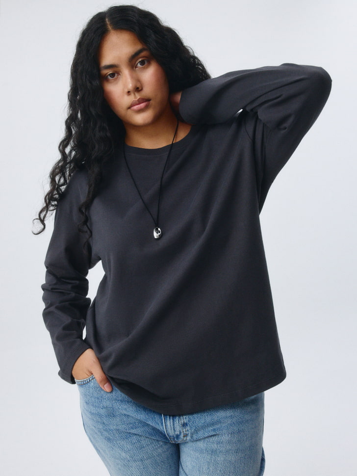 

Лонгслив ANNA OVERSIZE FIT
