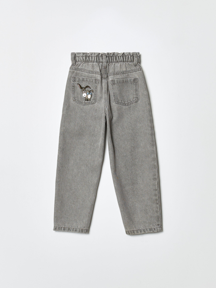 джинсы paperbag fit для девочек с вышивкой  x союзмультфильм от бренда sela вид слева