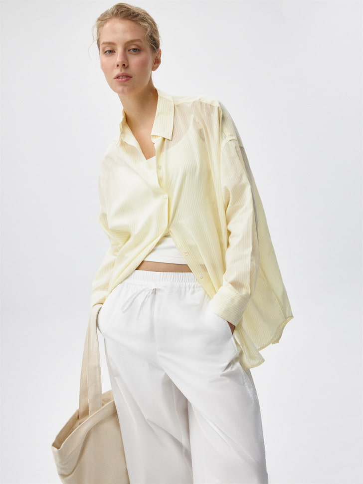 

Оверсайз рубашка из смесовой вискозы