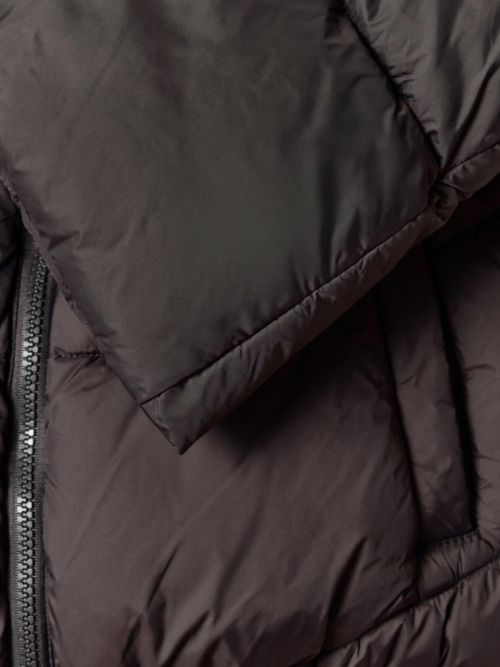 короткая куртка с объемным воротником для девочек по цене 3999 руб вид справа