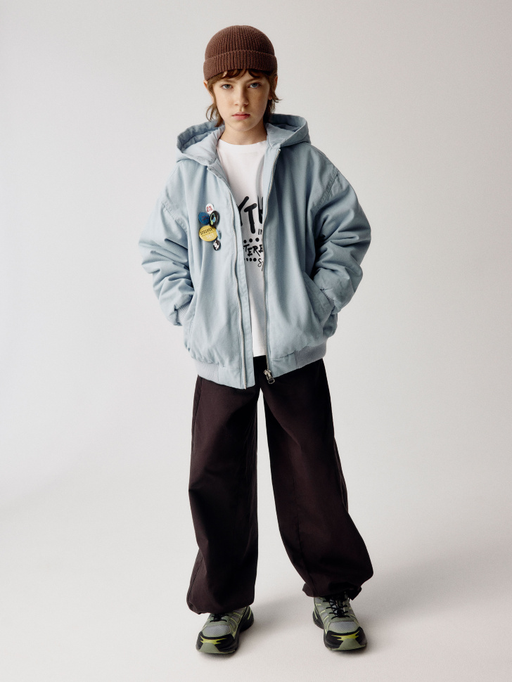 куртка из хлопка с эффектом стирки детская от бренда sela вид слева