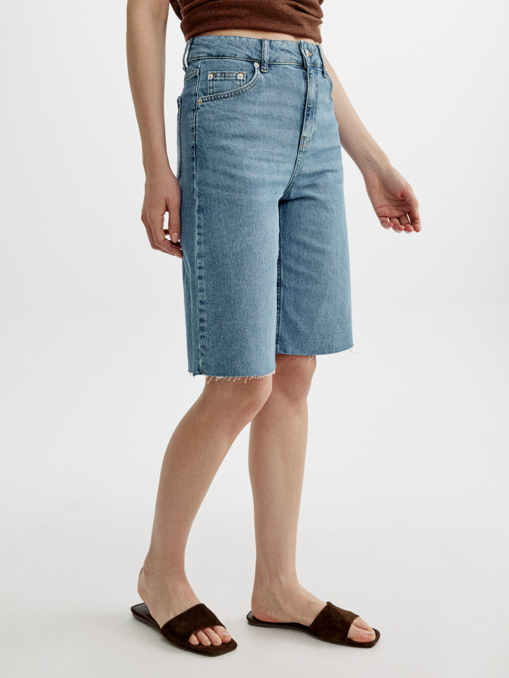 джинсовые шорты бермуды с высокой посадкой из россии вид сбоку