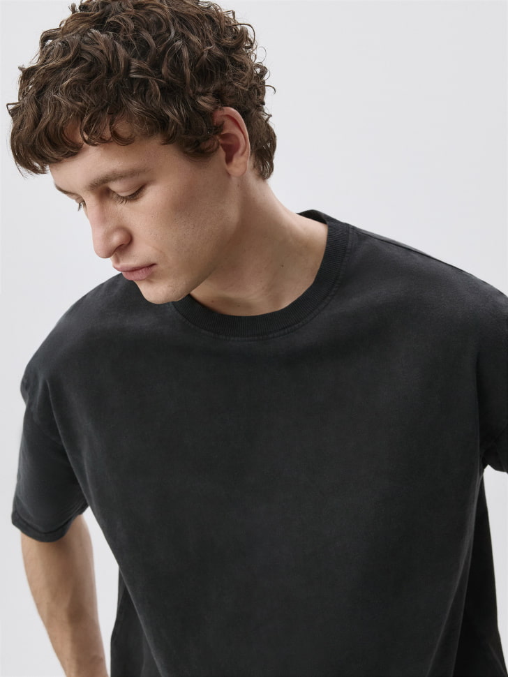 Базовая футболка REGULAR FIT