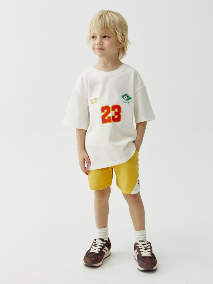 футболка оверсайз с принтом для мальчиков от бренда sela вид слева