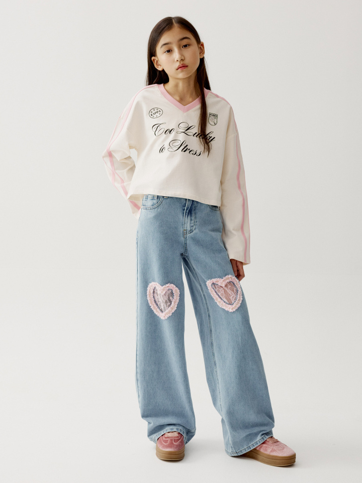 укороченный лонгслив в спортивном стиле для девочек от бренда sela вид слева