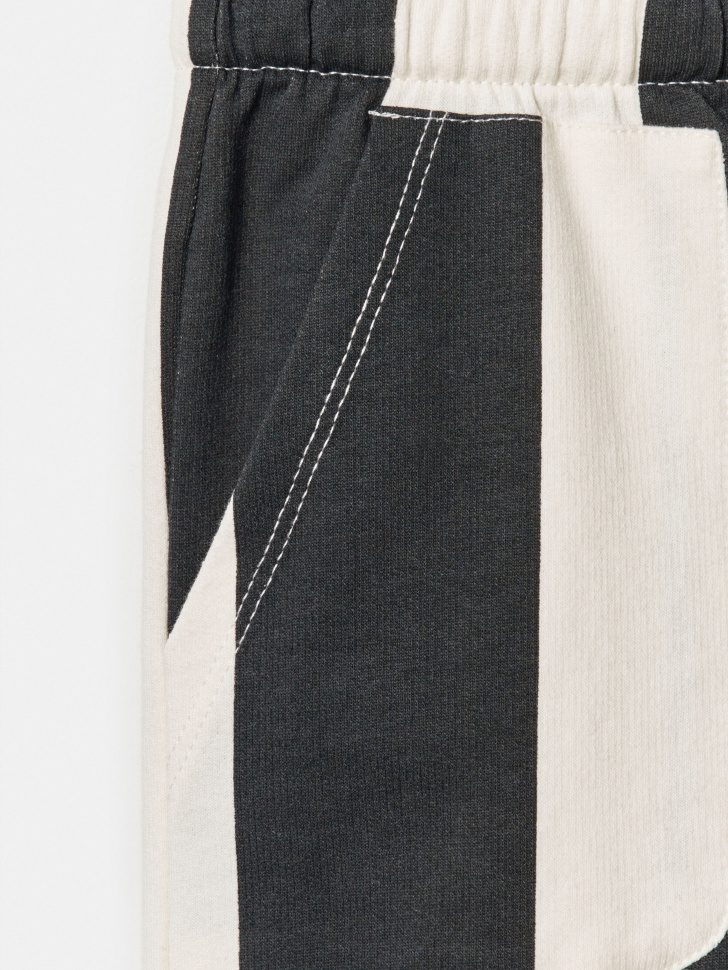 трикотажные брюки в полоску для мальчиков из россии вид сбоку