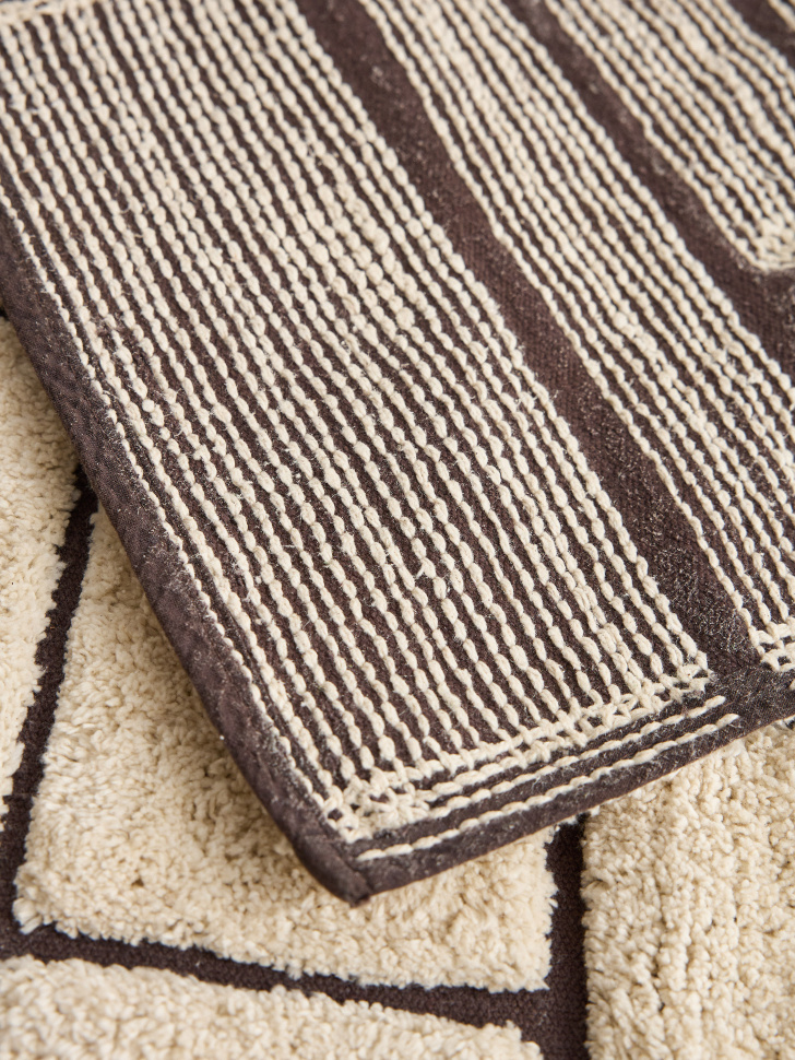 Товар с артикулом 4610517576170 вид сзади