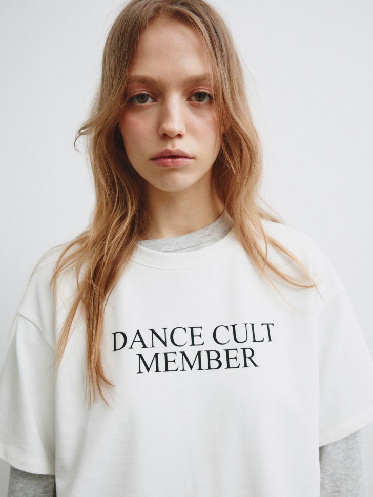 футболка с текстовым принтом из линейки  young 4610517723826 фотография