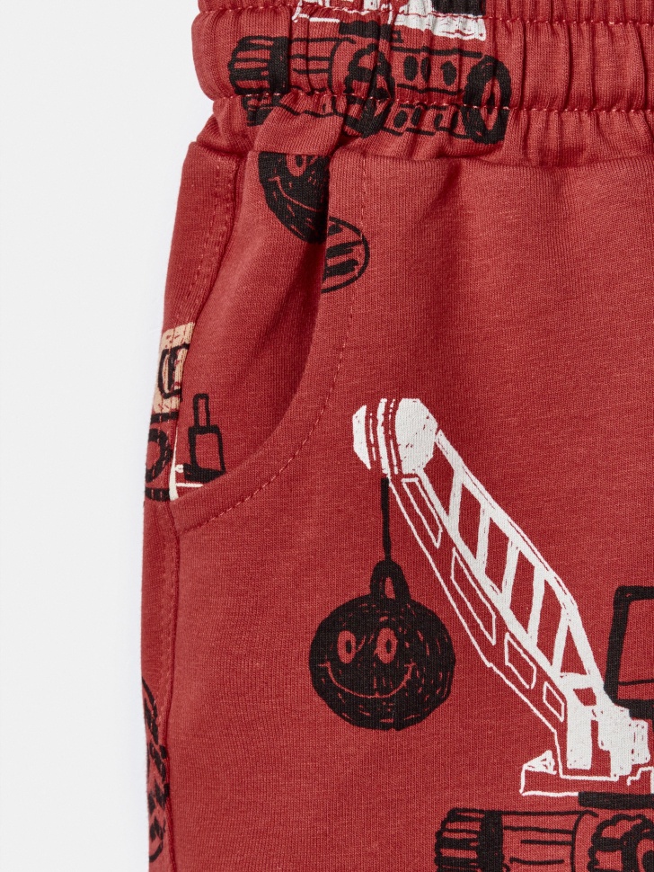 трикотажные шорты с принтом для мальчиков из россии вид сбоку