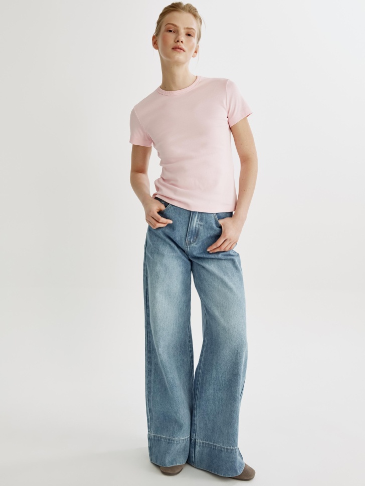 облегающая футболка кира от бренда sela вид слева