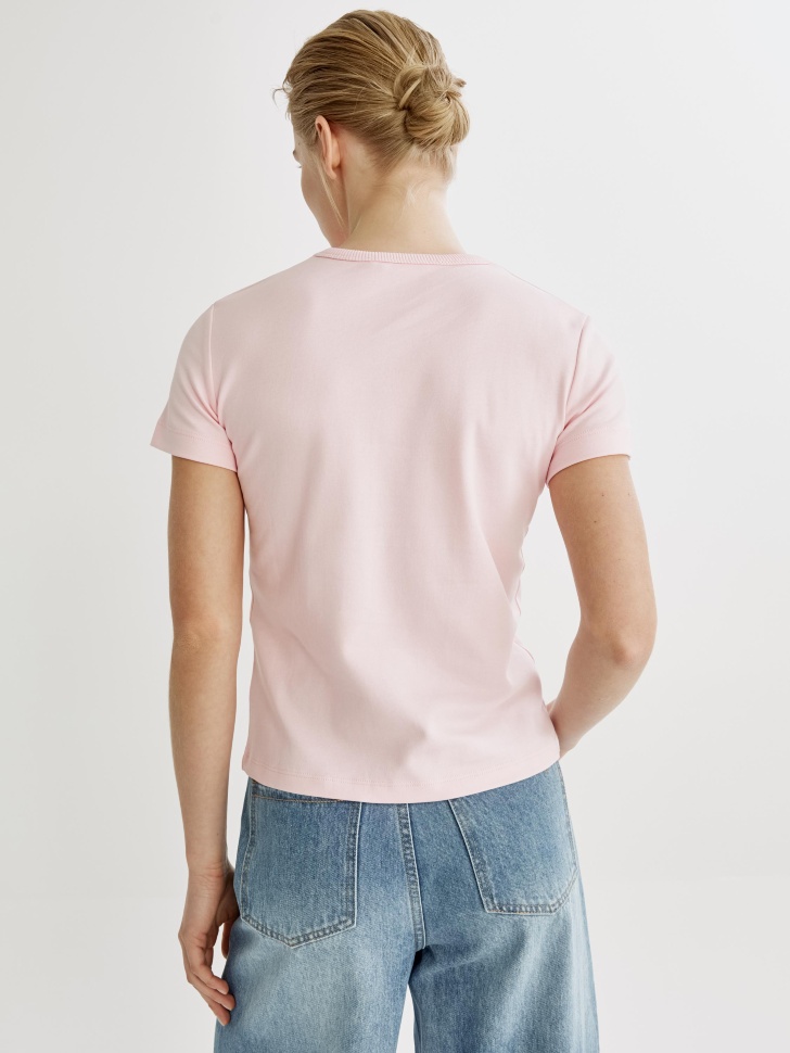 облегающая футболка кира по цене 999 руб вид справа