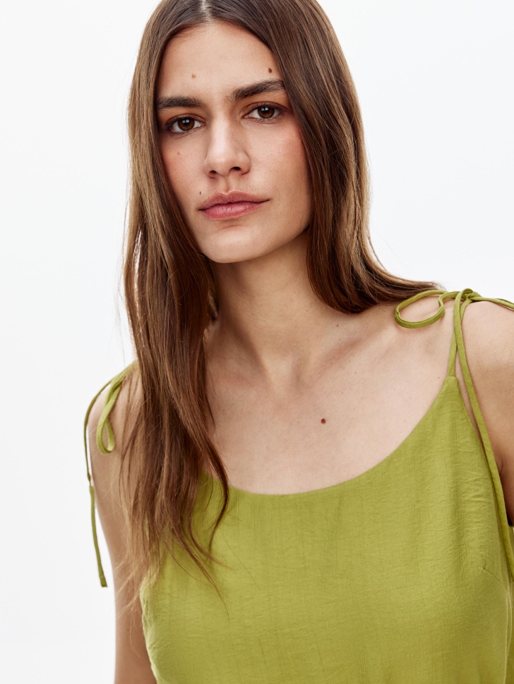 топ с баской из жатой ткани с завязками из россии вид сбоку