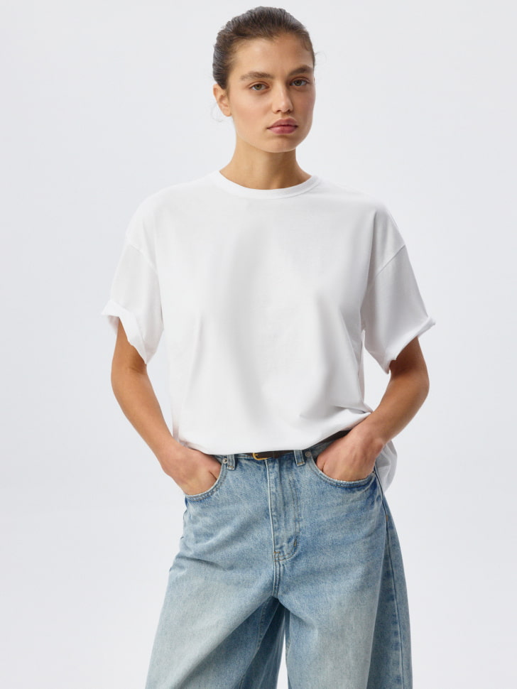 

Футболка MIRA OVERSIZE FIT