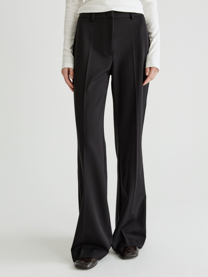 костюмные брюки клеш 4610517231772 по акции