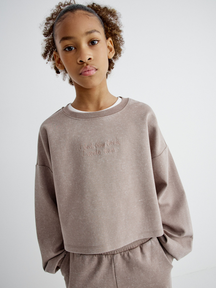 Укороченный свитшот с вышивкой, арт. 31995