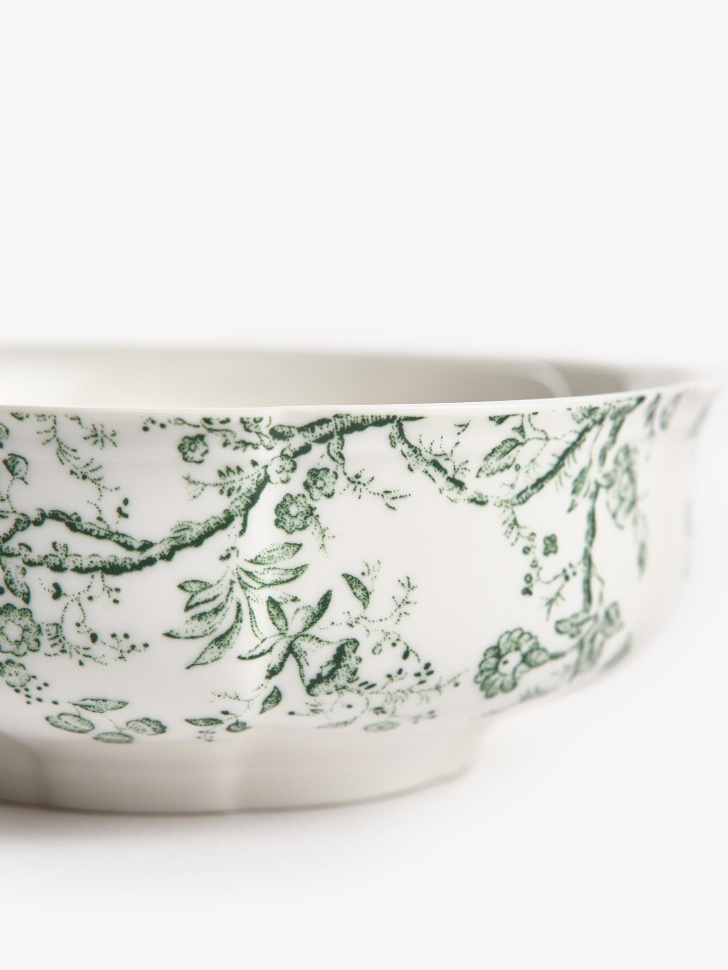 глубокая тарелка из фарфора с цветочным узором по цене 1199 руб вид справа