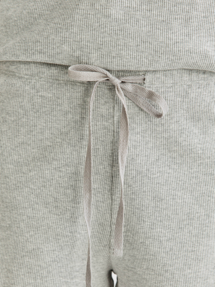 Товар с артикулом 4610517490001 вид сзади