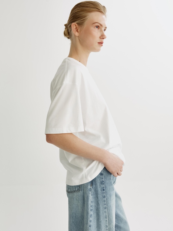 футболка мира оверсайз по цене 799 руб вид справа