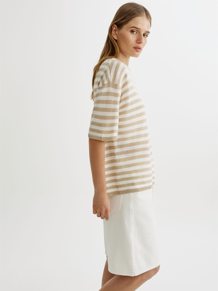 Товар с артикулом 4610517718792 вид сзади