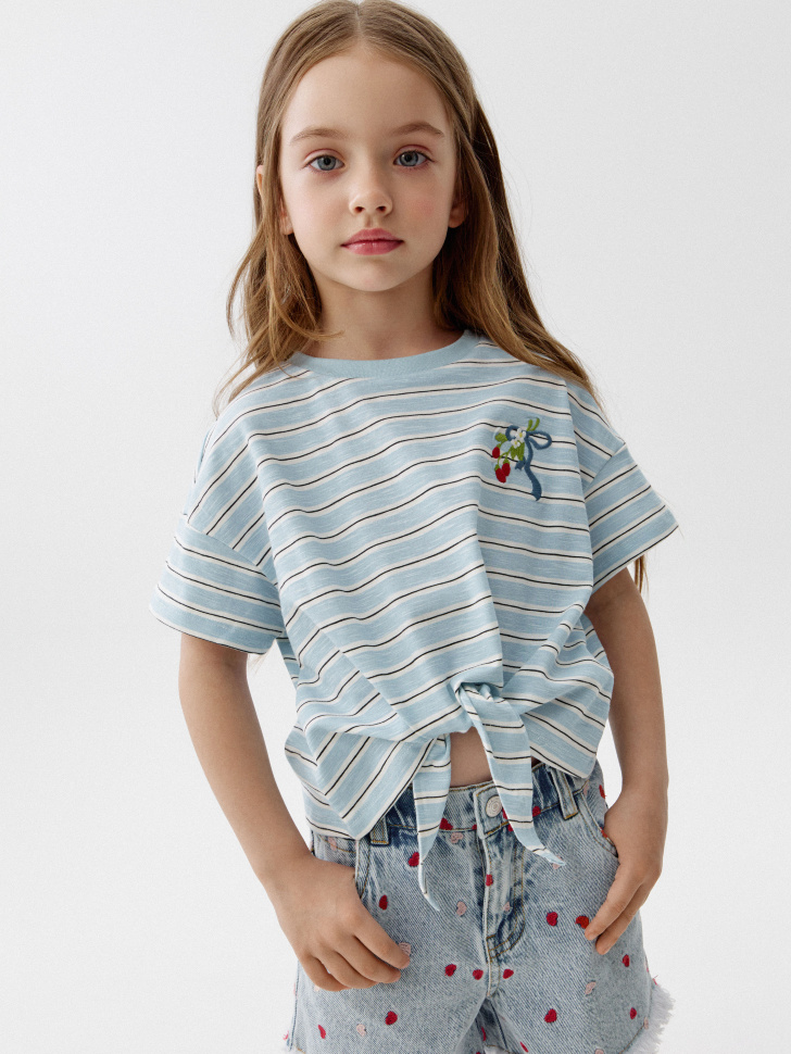 Футболка Sela укороченная в полоску с узлом, голубой, арт. 52686