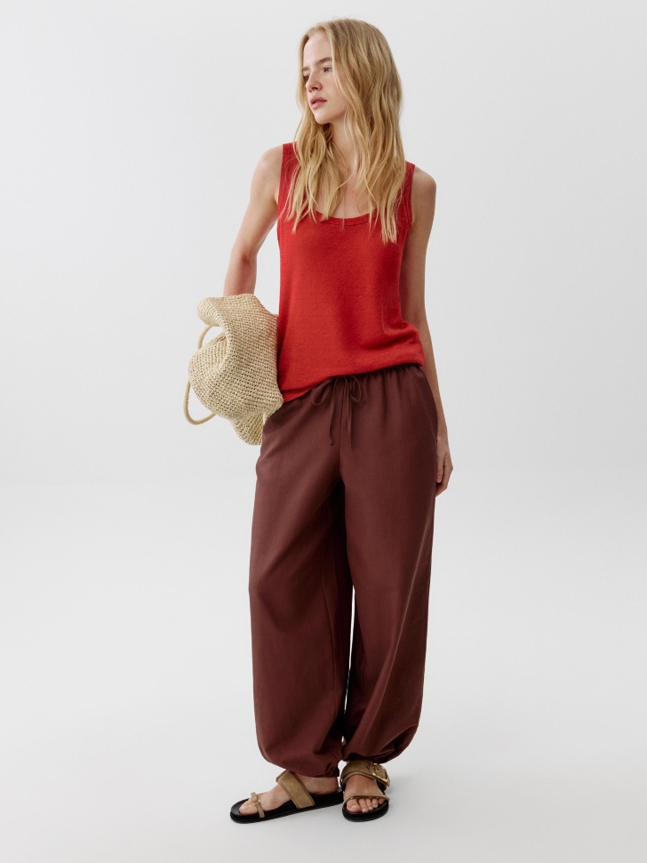 топ из льна по цене 2599 руб вид справа