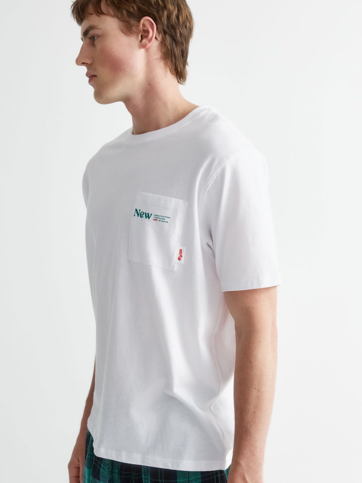 пижамная футболка с новогодним принтом по цене 799 руб вид справа