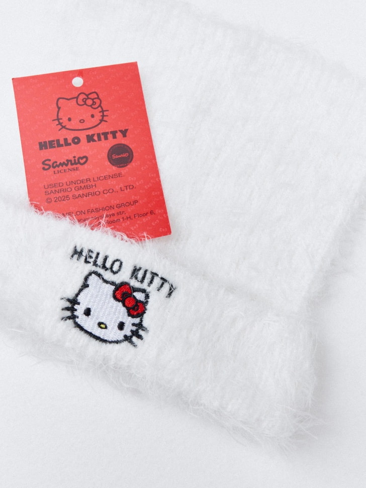 Шапка с вышивкой Hello Kitty для девочек. Фото №2
