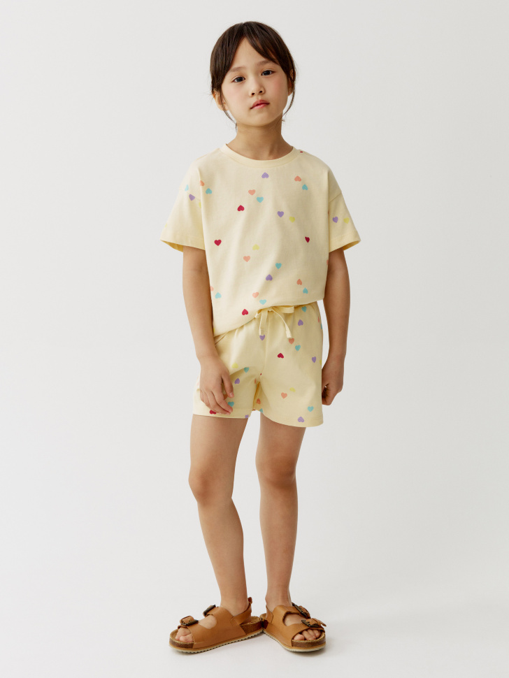 футболка с принтом для девочек от бренда sela вид слева