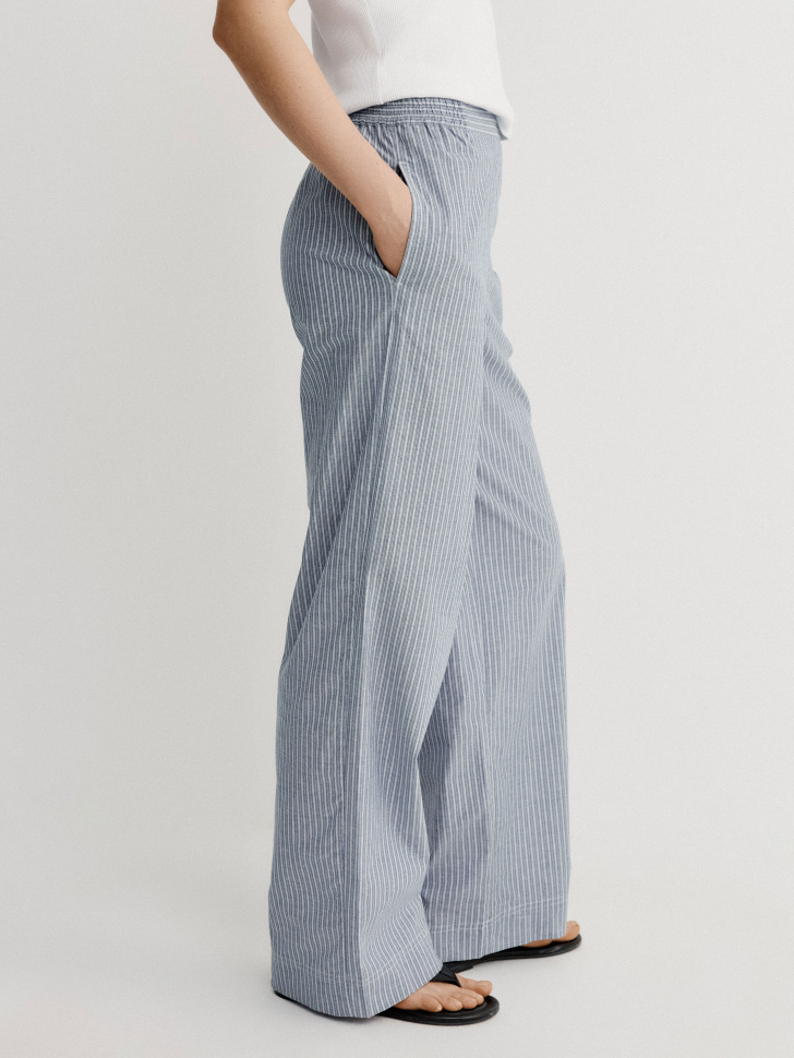 брюки прямого кроя из хлопка из россии вид сбоку