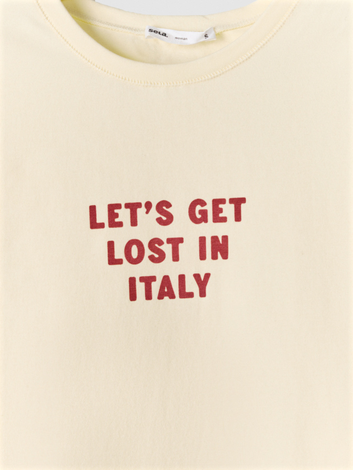 приталенная футболка с принтом из хлопка спереди