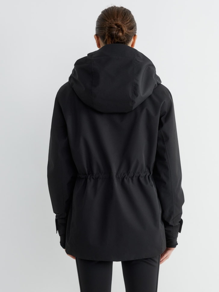 горнолыжная куртка из технологичной мембраны 4610517104700 по распродаже