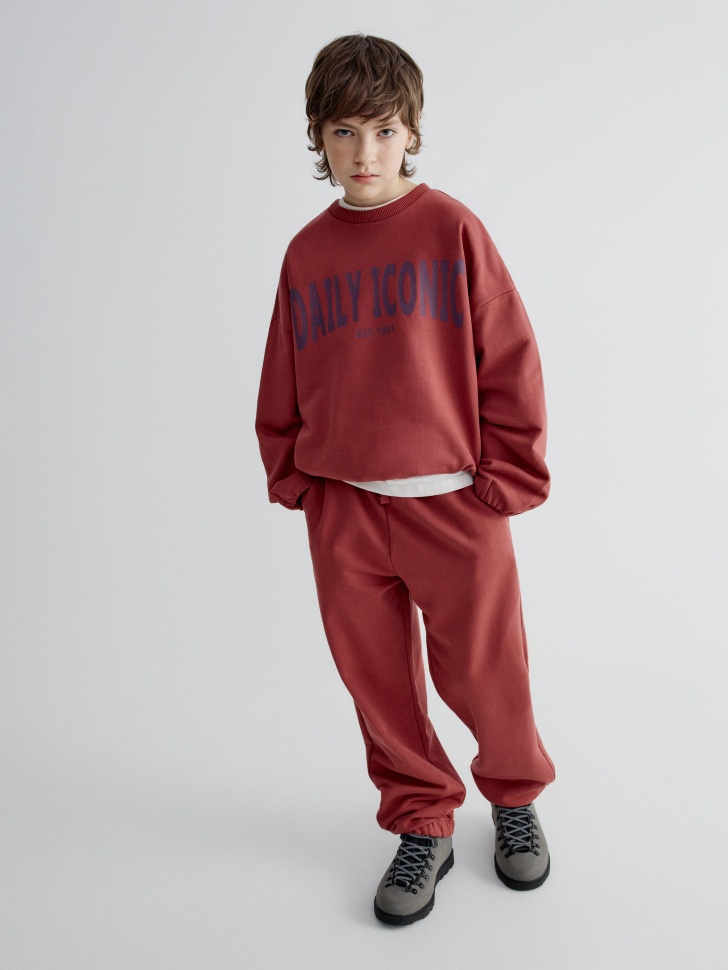 свитшот с принтом для мальчиков от бренда sela вид слева