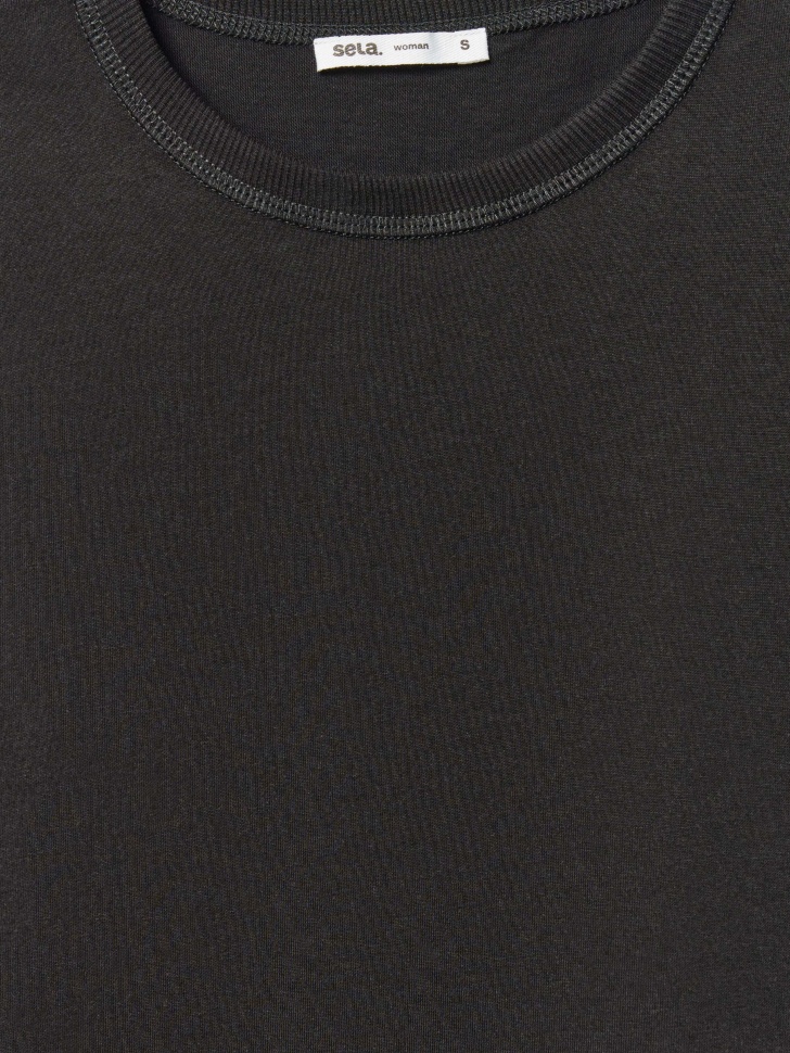 футболка мира оверсайз повседневного стиля с лицевой стороны