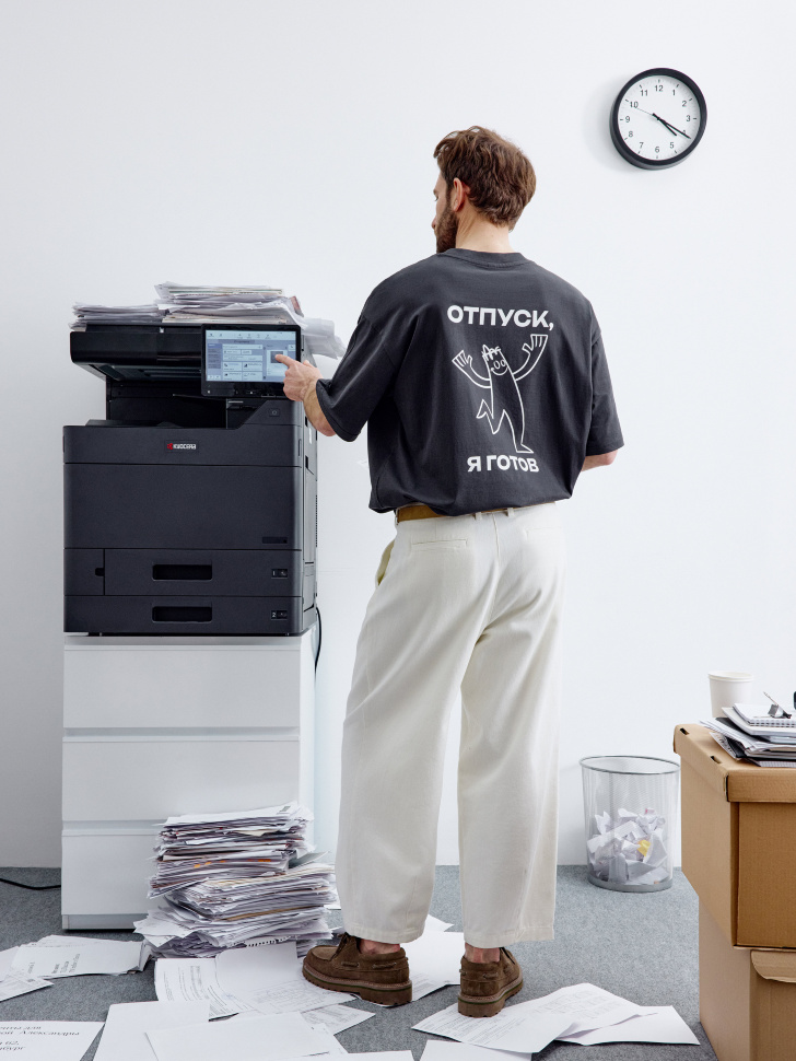 Футболка Sela оверсайз с принтом Яндекс Путешествия, черный, арт. 54349