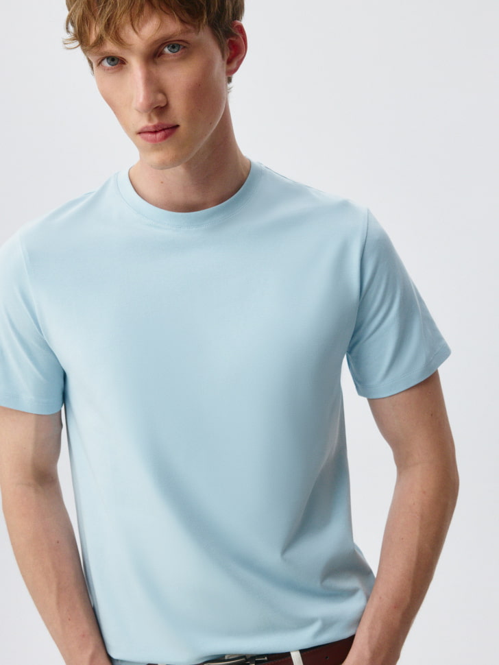 

Футболка SLIM FIT базовая