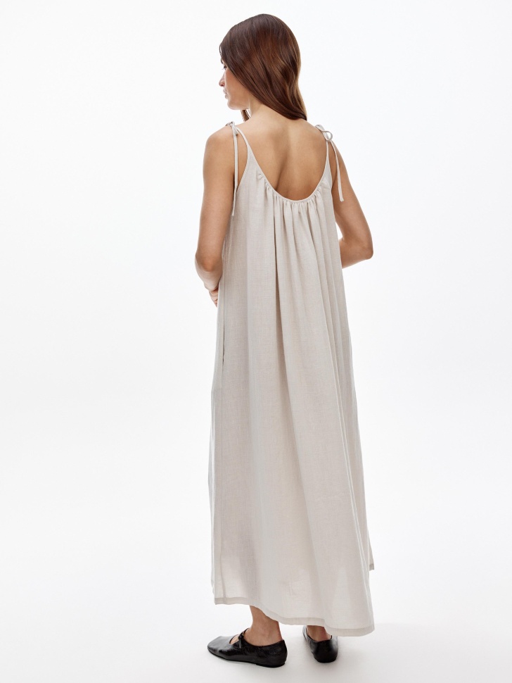 платье миди оверсайз из вискозы со льном по цене 4599 руб вид справа