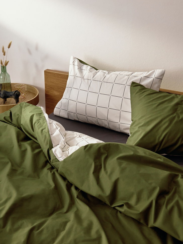 

Комплект постельного белья без простыни 1,5 спальный 140х200 см, SL5811226211