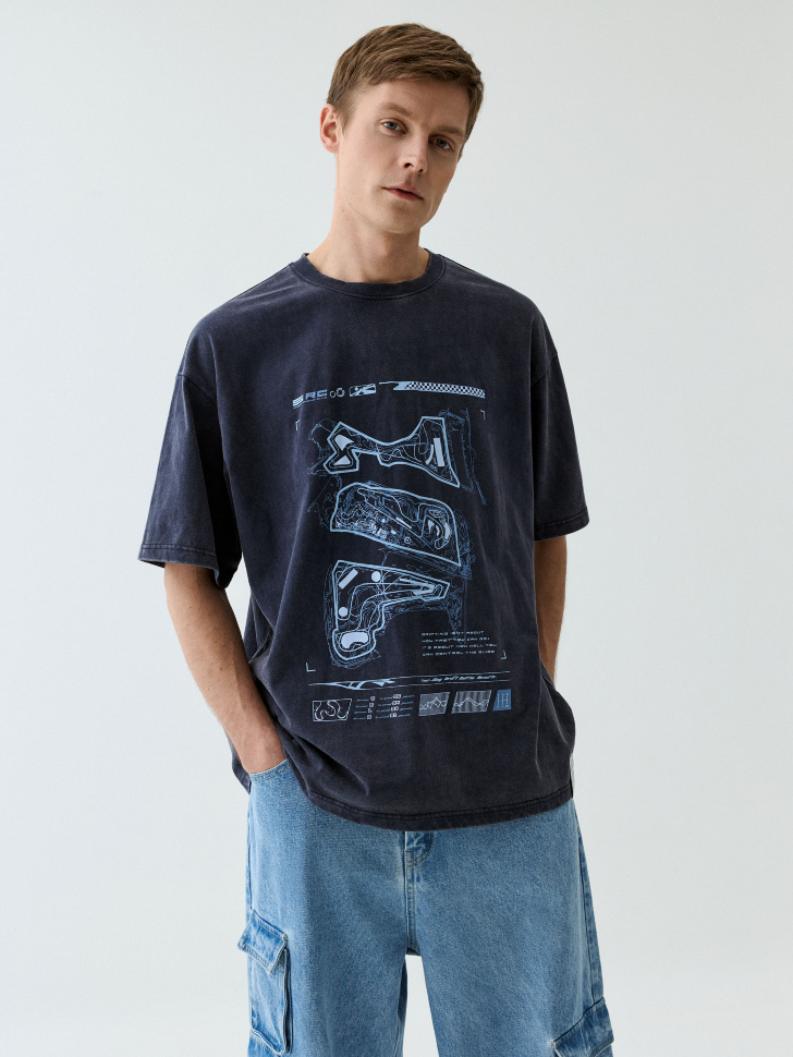

Футболка RELAXED FIT с принтом