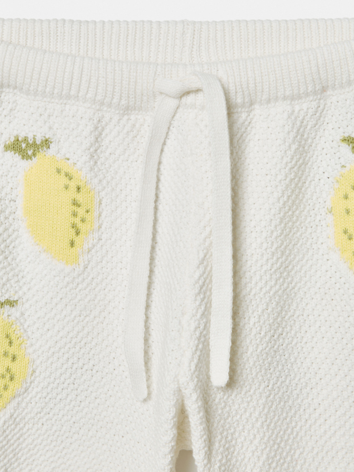 вязаные шорты с жаккардовым рисунком для девочек по цене 1599 руб вид справа