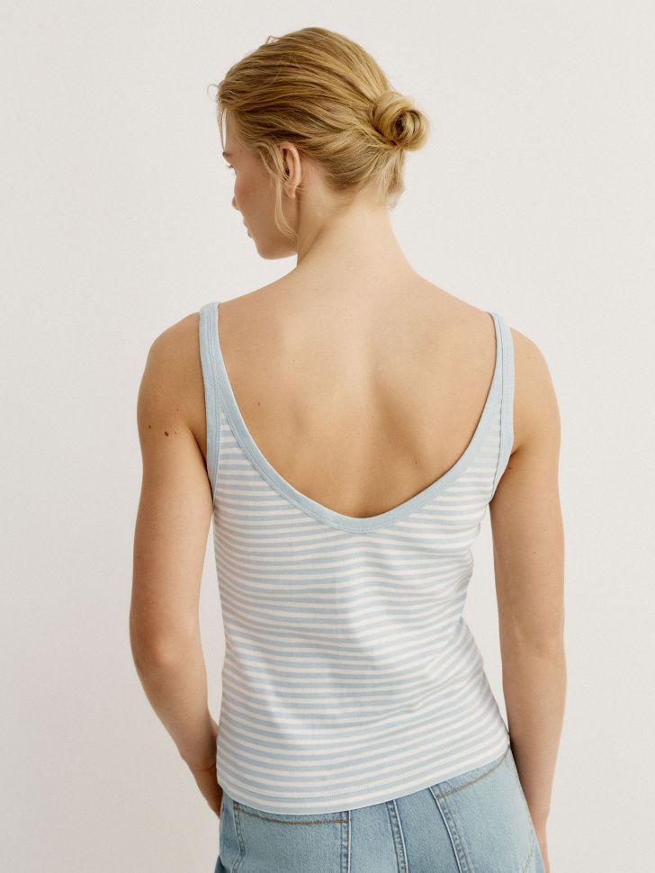 Товар с артикулом 4610517994349 вид сзади