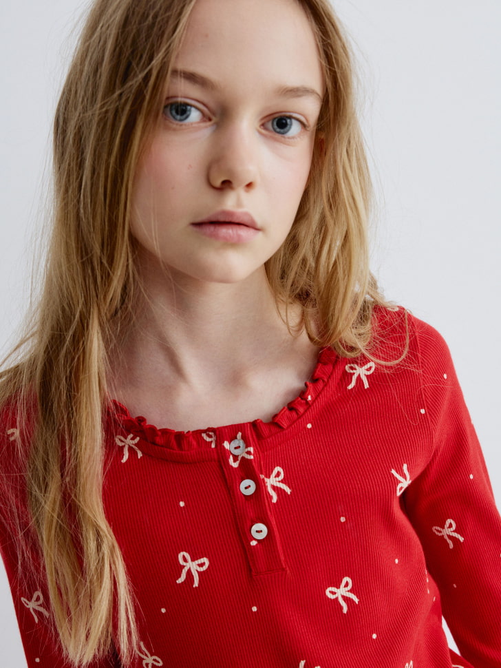 новогодняя пижама с принтом для девочек 4680798782126 в интернет магазине