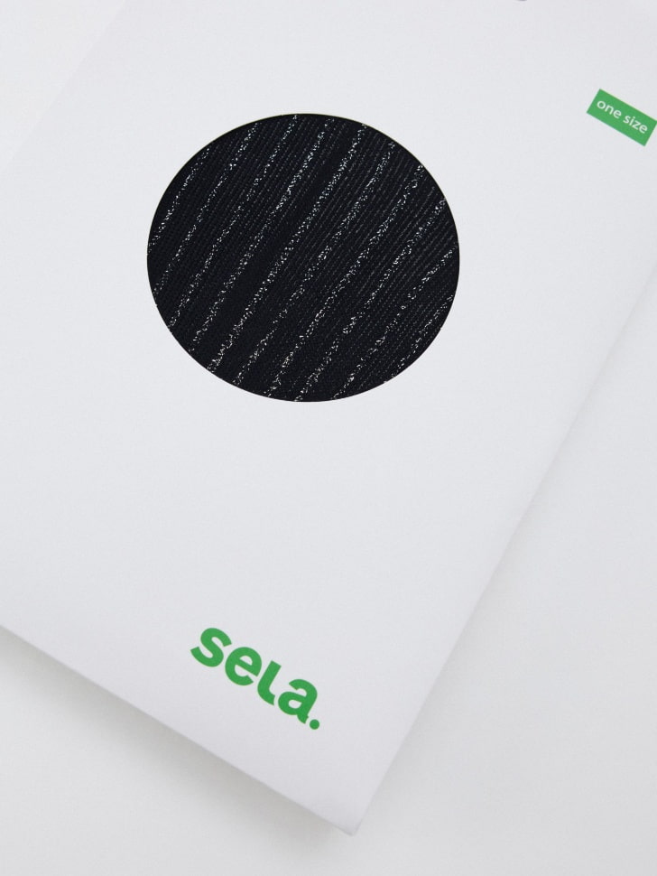 капроновые колготки в блестящую полоску из россии вид сбоку