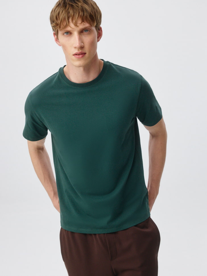 

Футболка SLIM FIT базовая