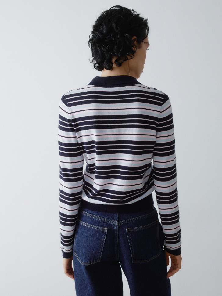 Товар с артикулом 4610517253460 вид сзади