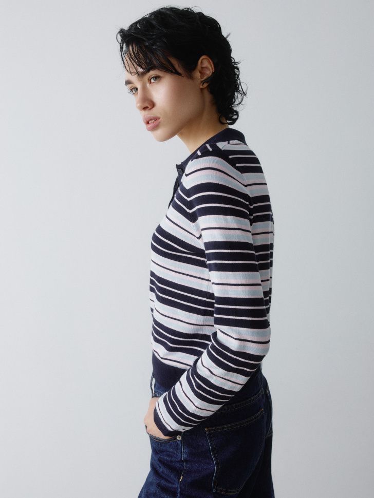 джемпер-поло в контрастную полоску из россии вид сбоку