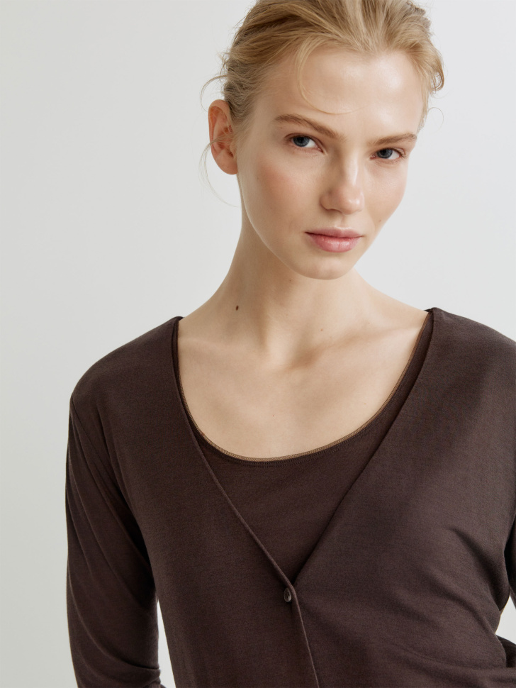 Товар с артикулом 4610517557087 вид сзади