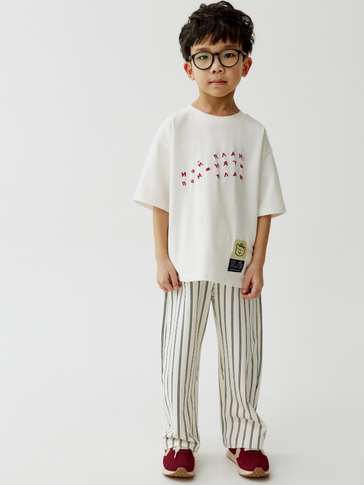 футболка оверсайз для мальчиков с принтом  x яндекс путешествия из россии вид сбоку